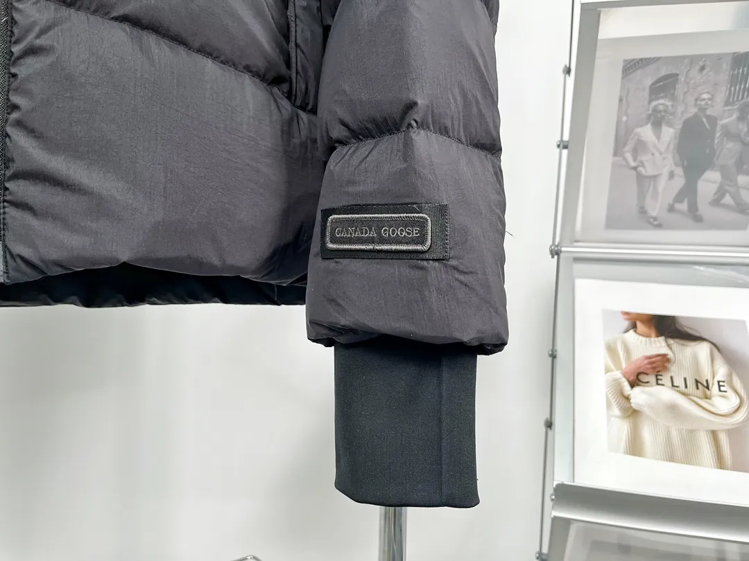 P940 Canada Goose Ouyang Nana second generation hooded down jacket Size: S-XXL